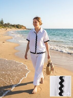 Amazon Essentials White Short-Sleeve Blouse with Black Scallop Trim